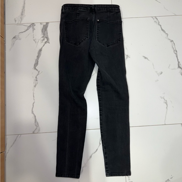 H&M black high rise skinny jeans - Picture 2 of 3